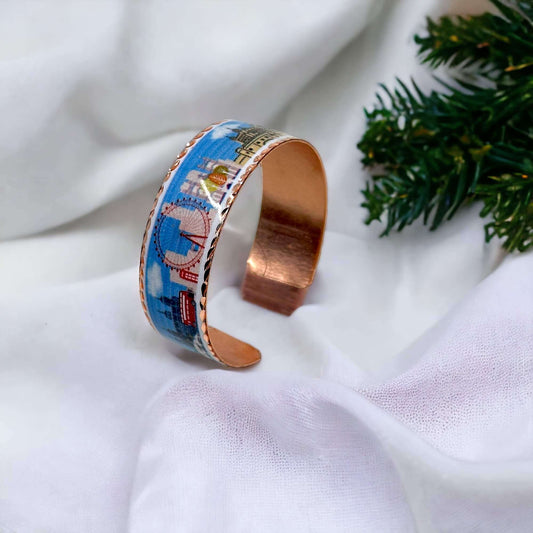 Close-up of the copper texture on artisan London design adjustable copper bracelet