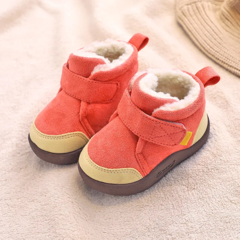 Side profile of warm unisex winter baby boots with a non-slip first walker sole