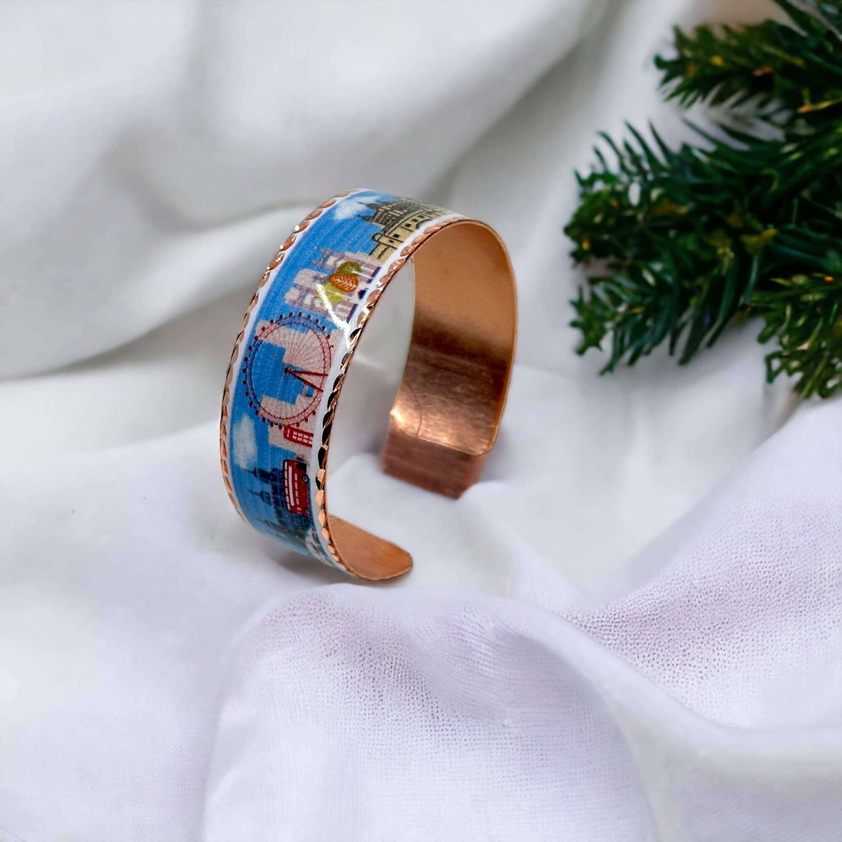 Close-up of the copper texture on artisan London design adjustable copper bracelet