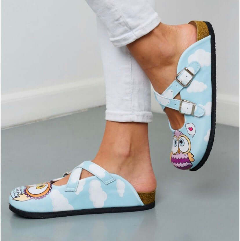Non-slip cork sole tread on the blue owl leather clogs