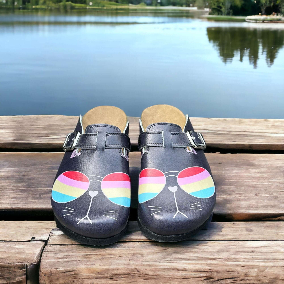 Footbed detail of orthopedic cat glasses leather clogs with a cork sole